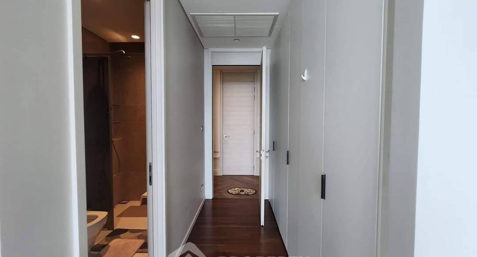 For sale 2 bedrooms condo in Pathum Wan, Bangkok