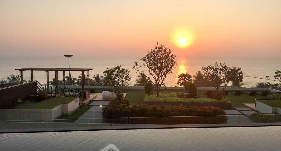 For sale 3 bedrooms condo in Jomtien, Pattaya