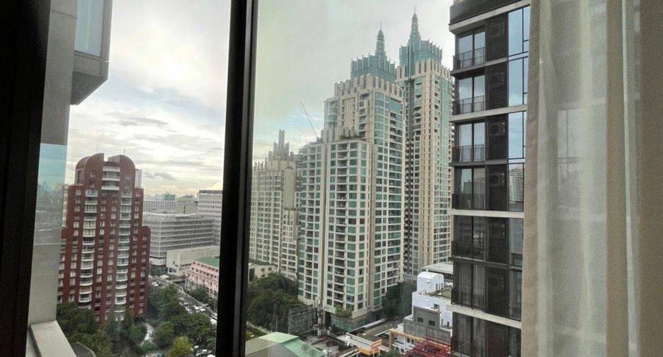 For rent and for sale 2 bedrooms condo in Pathum Wan, Bangkok