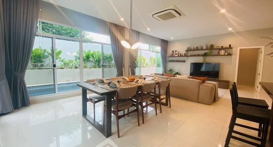 For sale 3 bedrooms house in East Pattaya, Pattaya