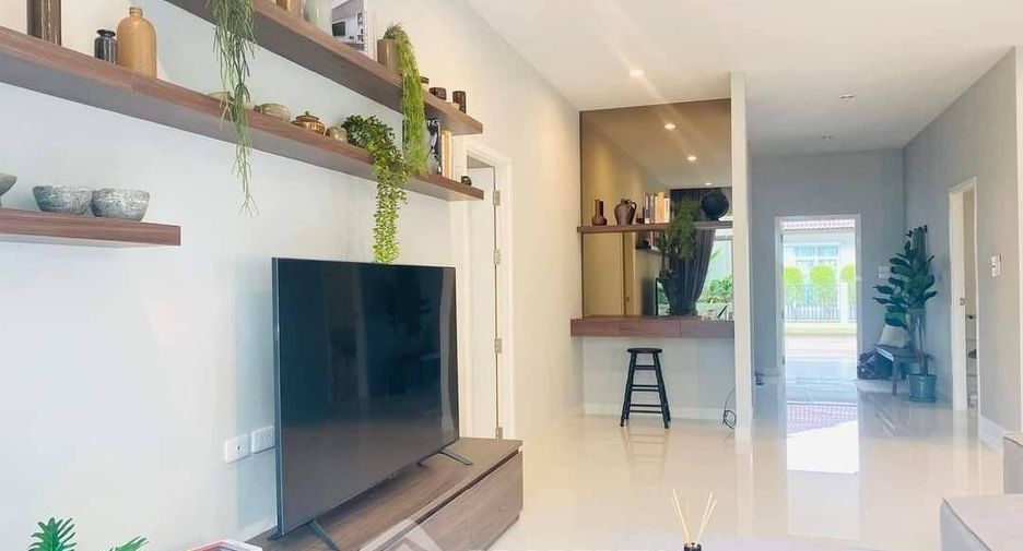 For sale 3 bedrooms house in East Pattaya, Pattaya