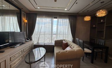 For rent 2 bedrooms condo in Khlong San, Bangkok
