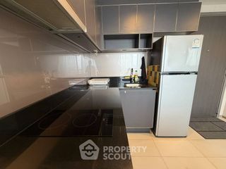 Condo en alquiler de 2 habitaciones en Khlong San, Bangkok