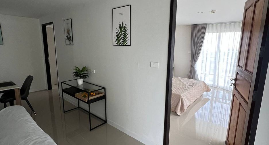 For rent 3 ベッドルーム condo in Pratumnak, Pattaya