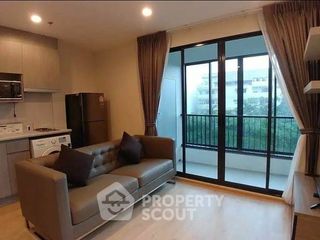For rent 2 bedrooms condo in Thon Buri, Bangkok