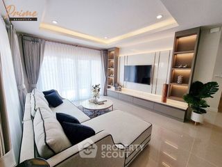 Haus zur Miete mit 4 Zimmer in Bang Lamung, Chonburi