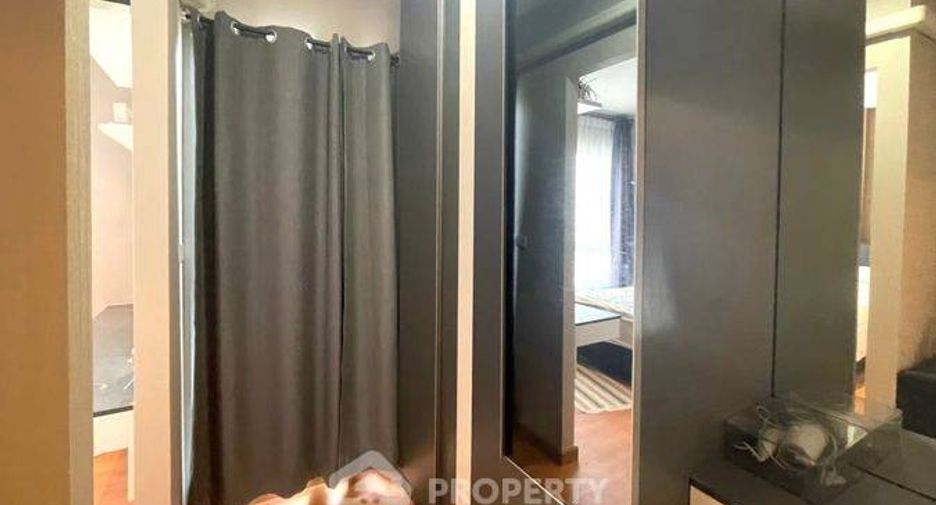 For rent 2 bedrooms condo in Bang Khae, Bangkok