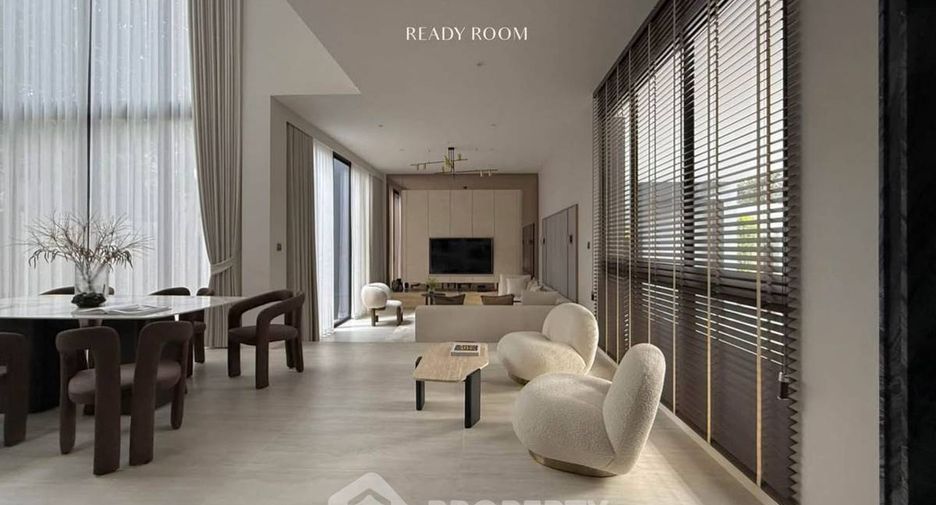 For rent 3 bedrooms house in Bang Kapi, Bangkok