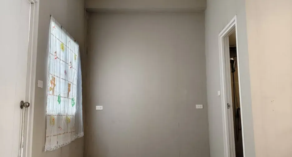 For sale and for rent 3 bedrooms townhouse in Lam Luk Ka, Pathum Thani