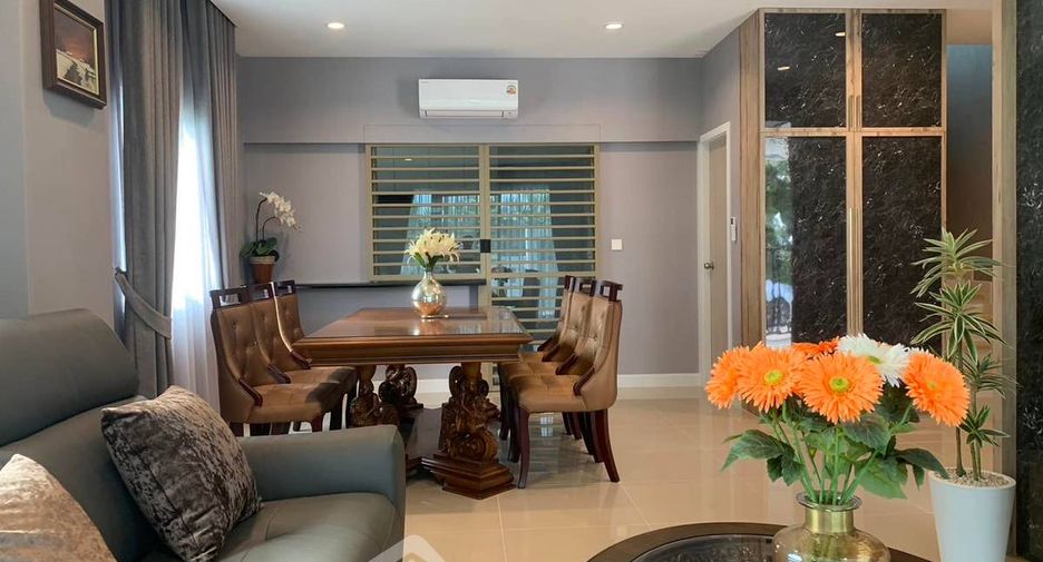 For rent 4 bedrooms house in Saphan Sung, Bangkok