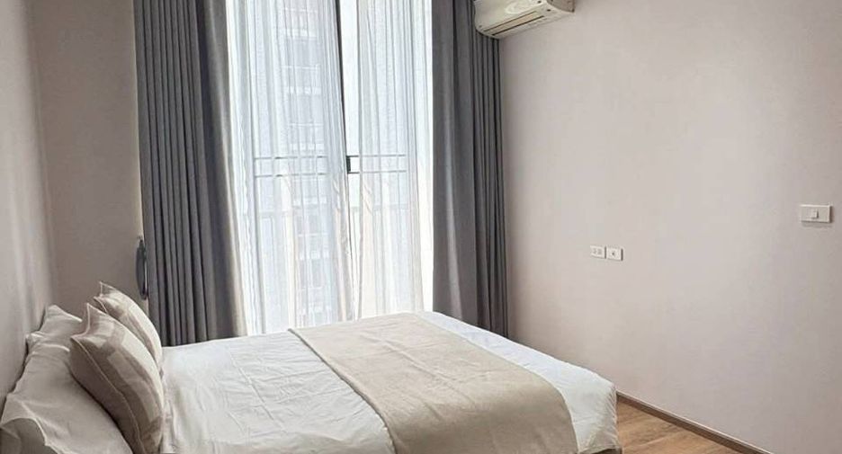 For rent 3 bedrooms condo in Khlong Toei, Bangkok