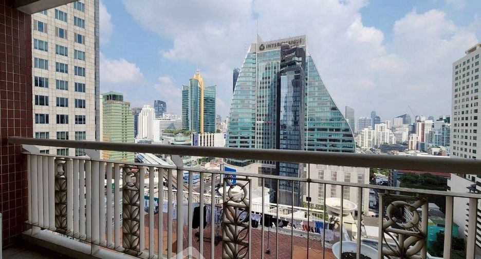 Wohnung zur Miete mit 3 Zimmer in Khlong Toei, Bangkok