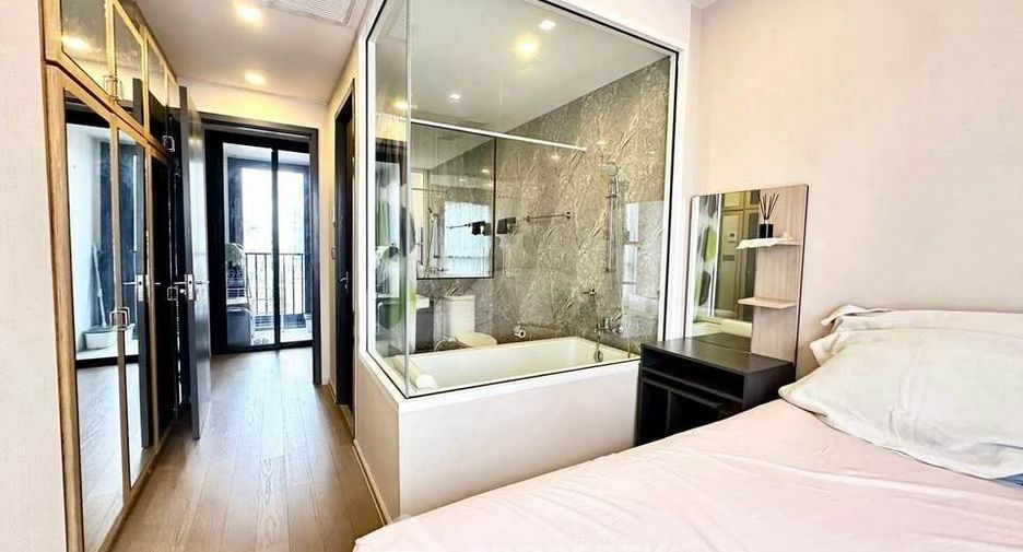 For rent 2 bedrooms condo in Khlong Toei, Bangkok