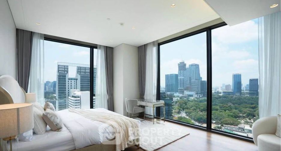 For rent 5 bedrooms condo in Pathum Wan, Bangkok