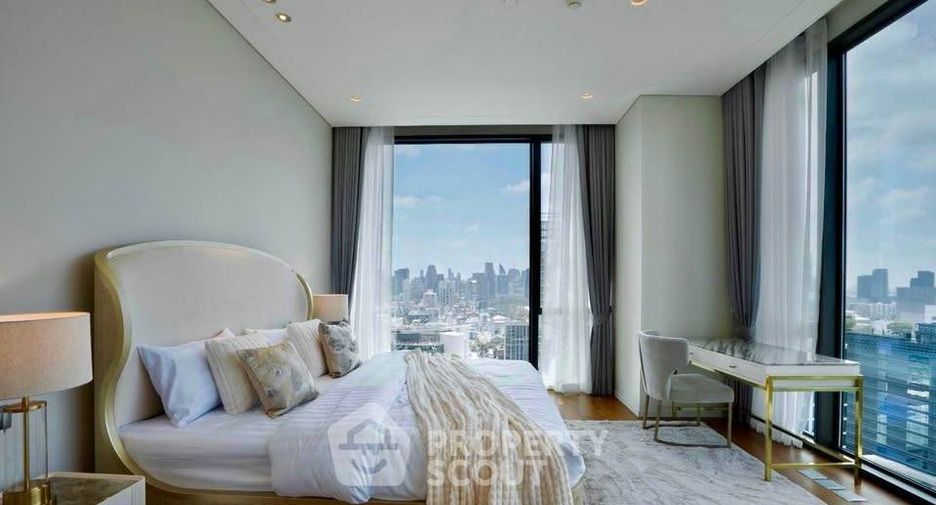 For rent 5 bedrooms condo in Pathum Wan, Bangkok