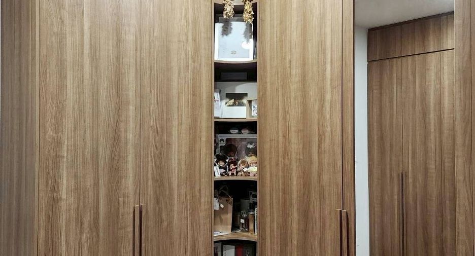 For rent 3 ベッドルーム townhouse in Yan Nawa, Bangkok