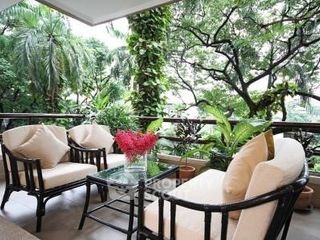 Condo en alquiler de 2 habitaciones en Khlong Toei, Bangkok