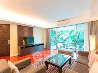 Condo en alquiler de 2 habitaciones en Khlong Toei, Bangkok