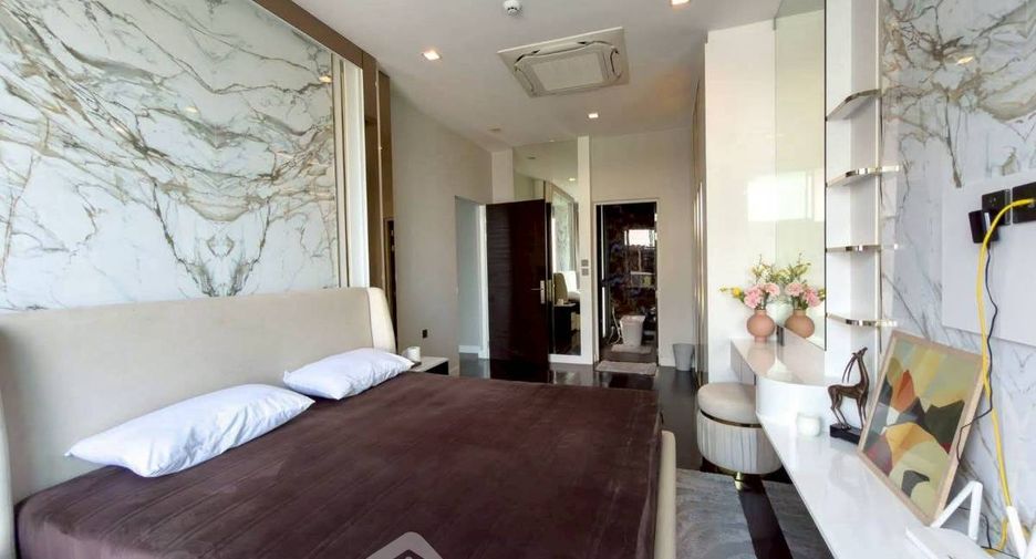 For rent 4 bedrooms house in Saphan Sung, Bangkok