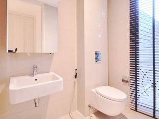 For rent 3 bedrooms condo in Yan Nawa, Bangkok