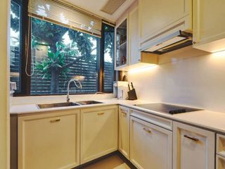 For rent 3 bedrooms condo in Yan Nawa, Bangkok