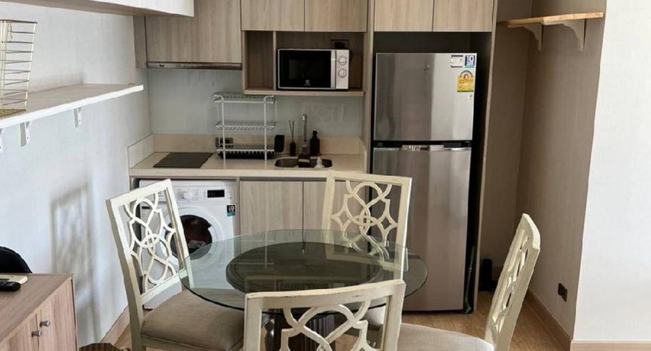 For rent 2 bedrooms condo in Mueang Chon Buri, Chonburi