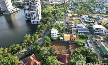 Terreno en venta en Pak Kret, Nonthaburi