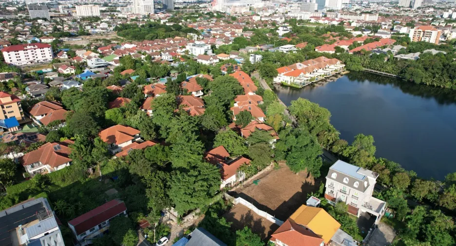 For sale land in Pak Kret, Nonthaburi