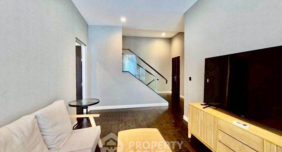 For rent 4 bedrooms house in Suan Luang, Bangkok
