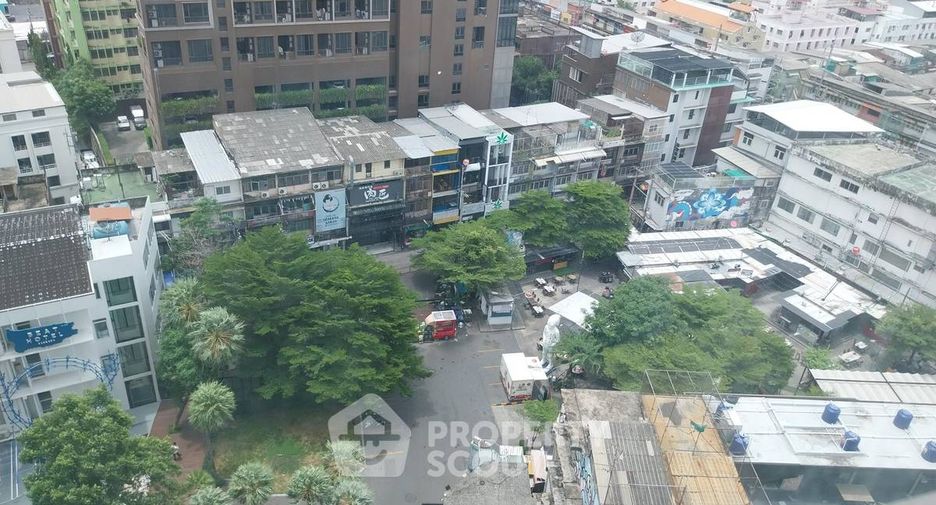 For rent 1 bed condo in Watthana, Bangkok