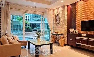 For rent 2 bedrooms condo in Watthana, Bangkok