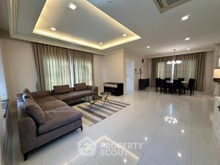 À louer 4 chambres maison à Bang Phli, Samut Prakan