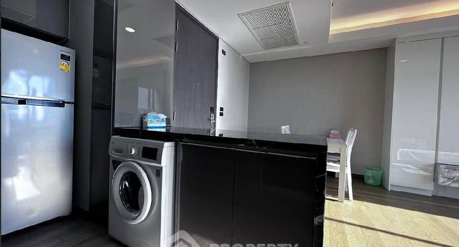 Wohnung zur Miete mit 2 Zimmer in Khlong Toei, Bangkok
