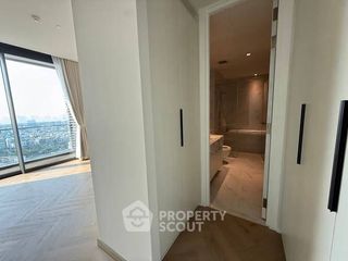 For rent 3 bedrooms condo in Bang Kho Laem, Bangkok