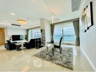 For rent 3 bedrooms condo in Bang Lamung, Chonburi