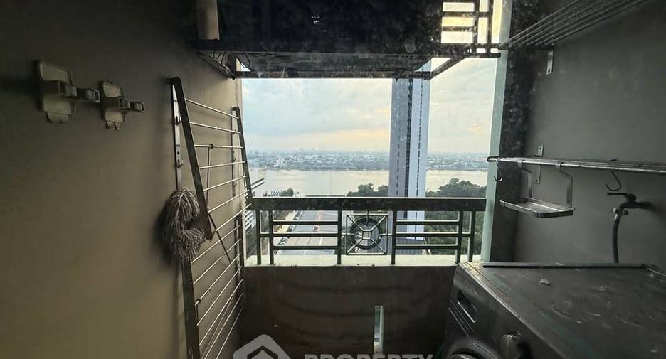 For rent 2 bedrooms condo in Bang Kho Laem, Bangkok