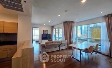 For rent 3 bedrooms condo in Pathum Wan, Bangkok