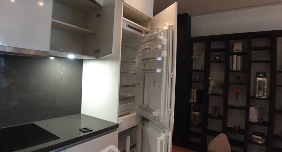For rent 1 bed condo in Khlong San, Bangkok