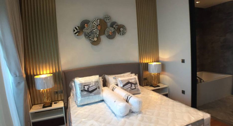 For rent 1 bed condo in Khlong San, Bangkok