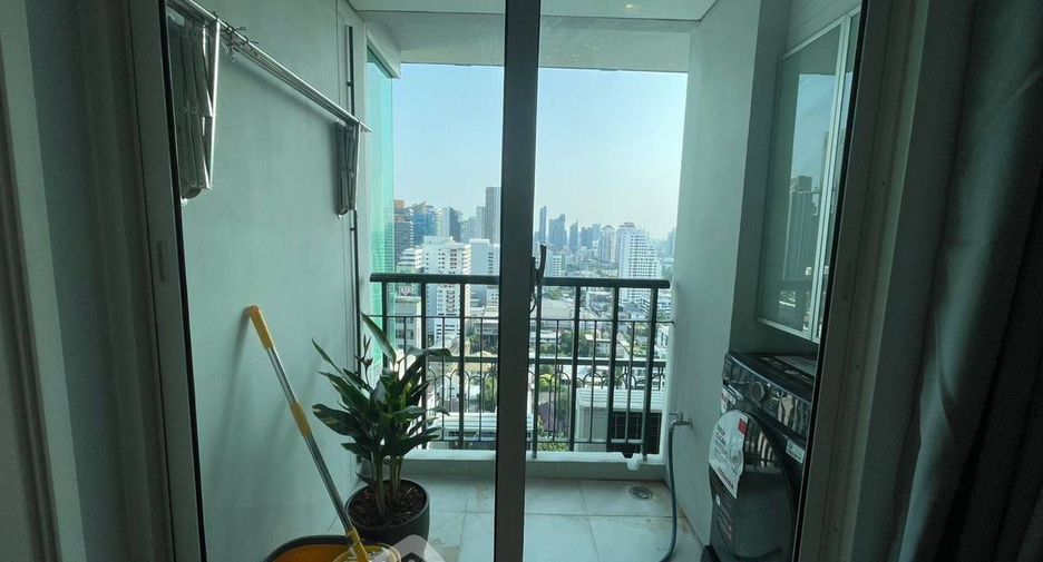 For rent 1 bed condo in Watthana, Bangkok