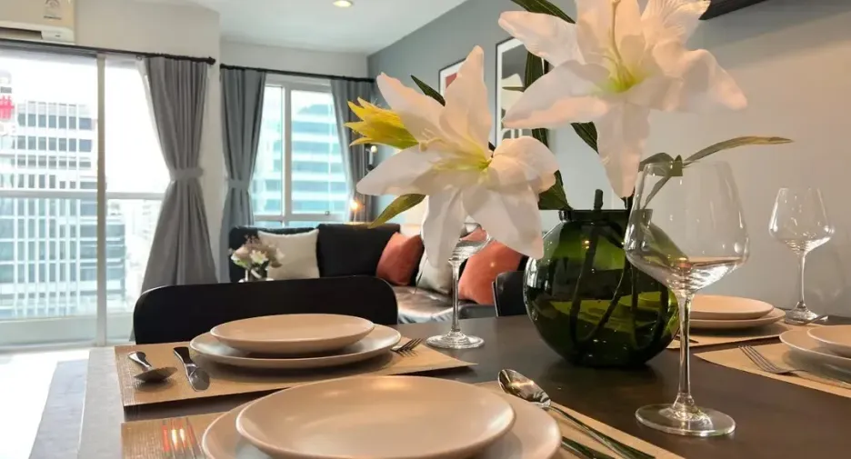 For rent 2 bedrooms condo in Sathon, Bangkok