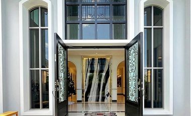 Casa en alquiler de 5 habitaciones en Lat Krabang, Bangkok