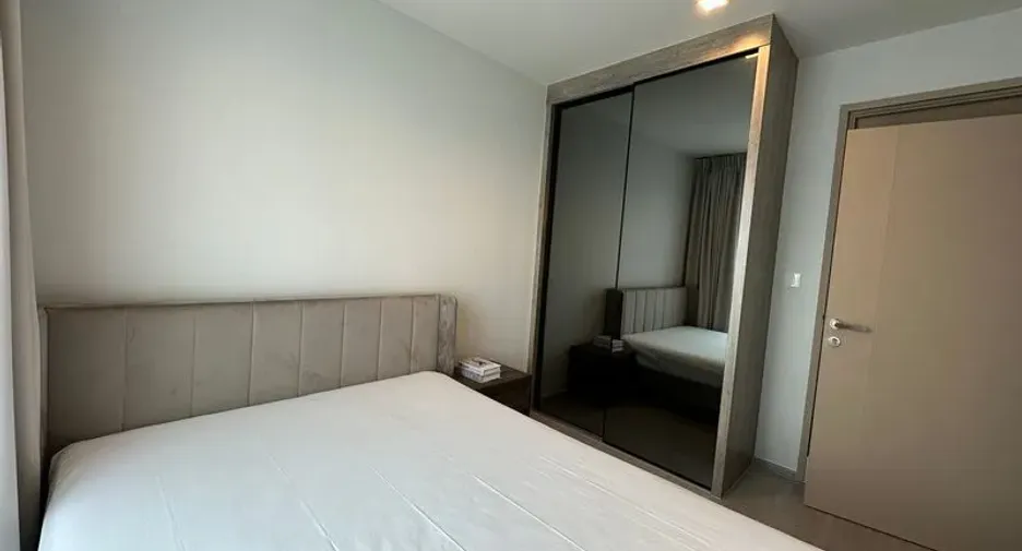 For rent 2 bedrooms condo in Thon Buri, Bangkok