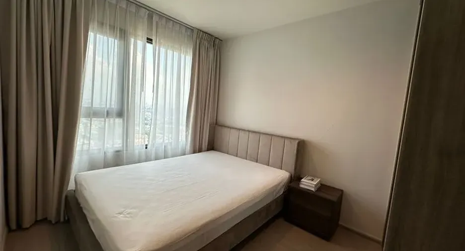 For rent 2 bedrooms condo in Thon Buri, Bangkok
