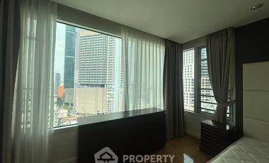 For rent 3 bedrooms condo in Bang Rak, Bangkok
