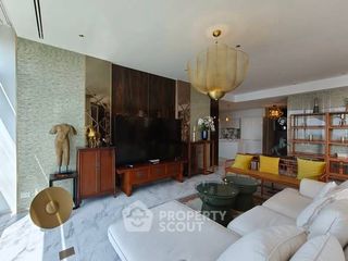 For rent 3 bedrooms condo in Bang Kho Laem, Bangkok