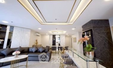 Condo en alquiler de 4 habitaciones en Huai Khwang, Bangkok