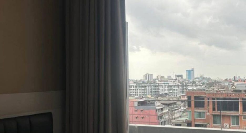 For rent 2 bedrooms condo in Pathum Wan, Bangkok
