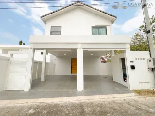 For sale 3 bedrooms villa in Bang Lamung, Chonburi