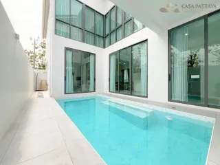 For sale 3 bedrooms villa in Bang Lamung, Chonburi